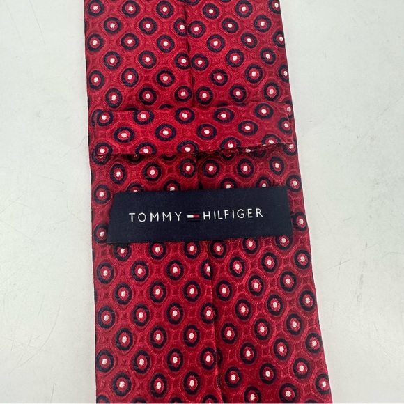 Tommy Hilfiger Silk Tie Bundle Red Blue Black Print Circles Geometric Shapes - Picture 3 of 7